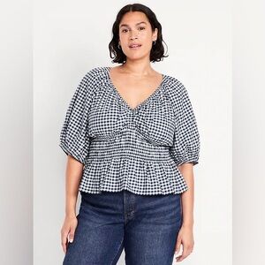 NWT | Old Navy | Navy and White Gingham Peasant Top